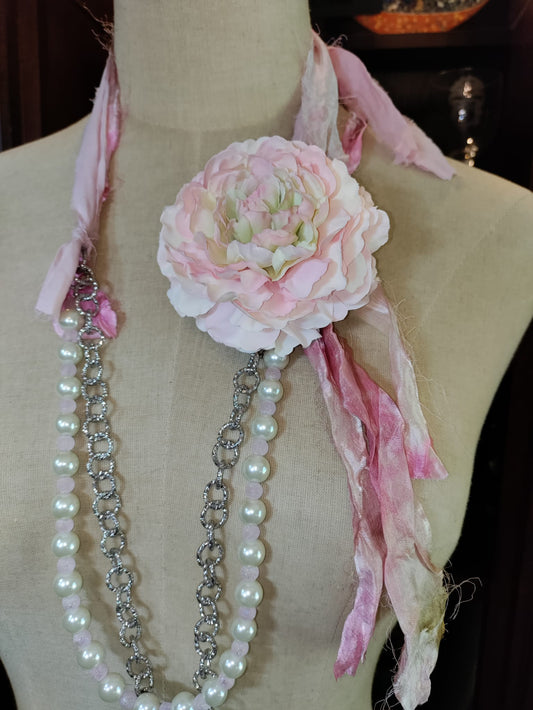 Frozen Charlotte: Pearls and Peony