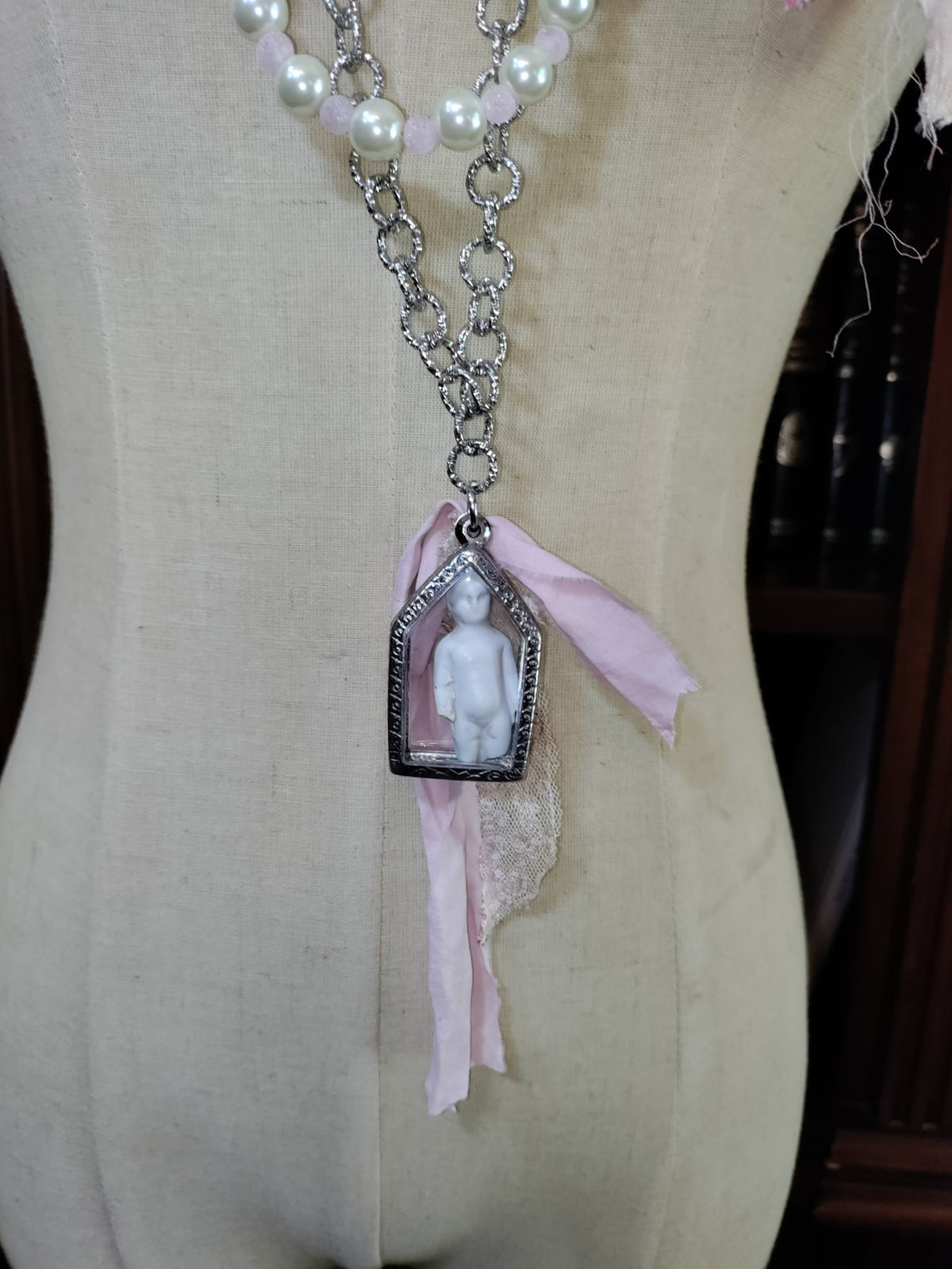 Frozen Charlotte: Pearls and Peony