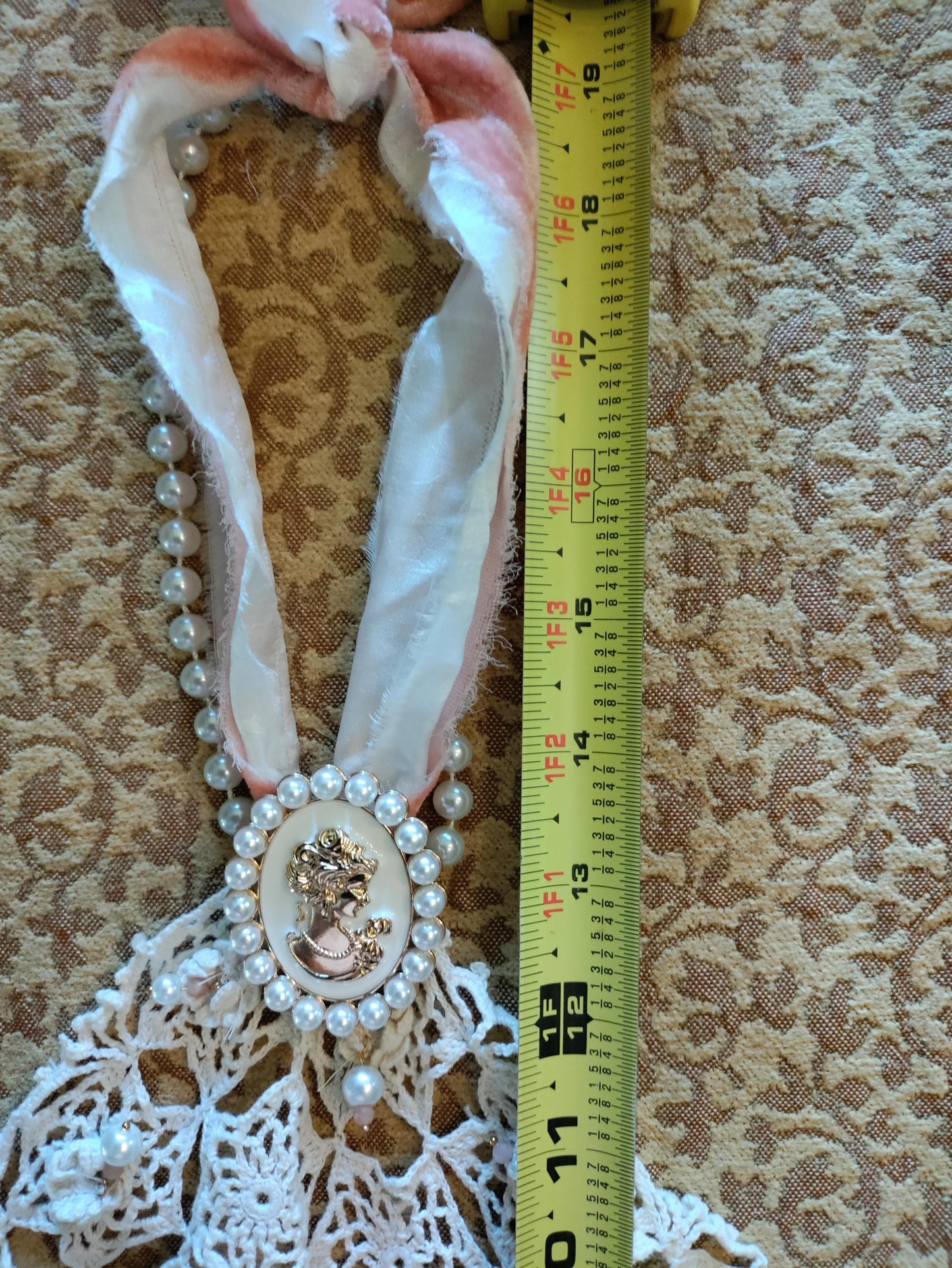 Cameo Jabot ~ Antique Crochet Lace Necklace, Vintage Gold Cameo Choker