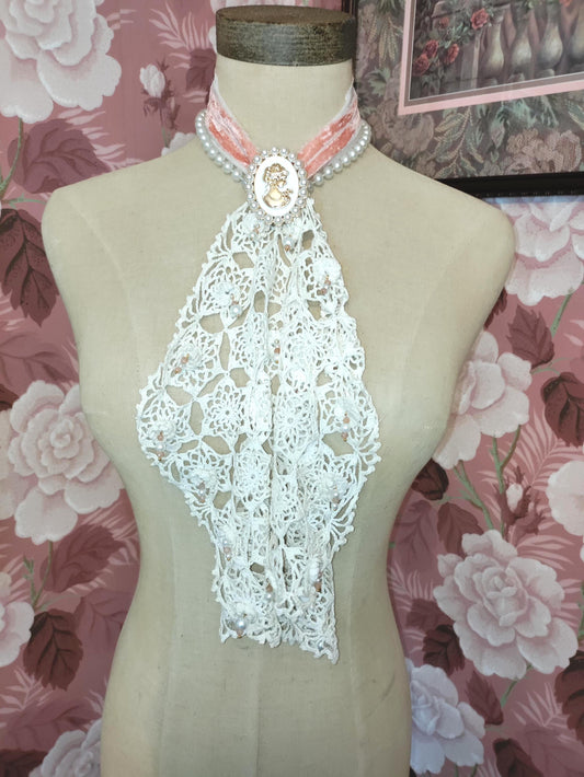 Cameo Jabot ~ Antique Crochet Lace Necklace, Vintage Gold Cameo Choker