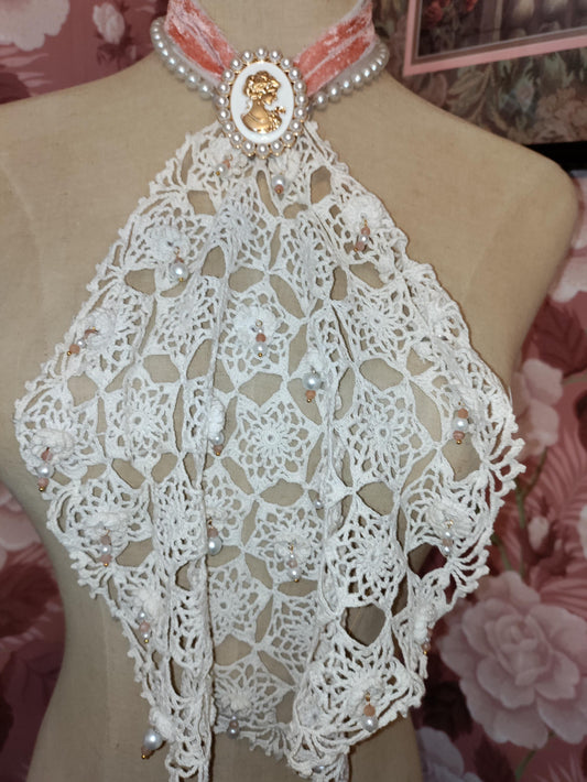 Cameo Jabot ~ Antique Crochet Lace Necklace, Vintage Gold Cameo Choker